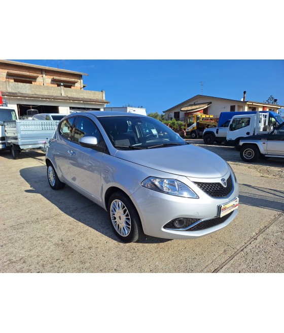 Lancia Ypsilon III 1.2 Gold...